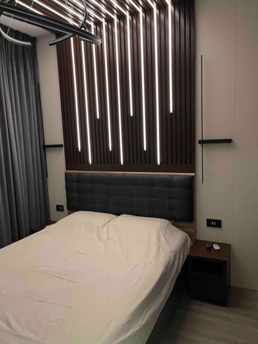 Ath Modern Homes - Luxury Apartment In The City Center Iasi Extérieur photo